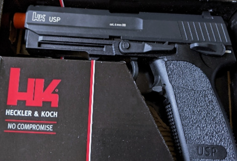 unboxed picture of umarex airsoft usp