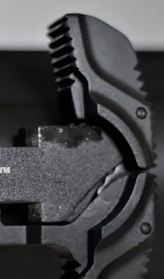 close up picture of vfc bcm charging handle