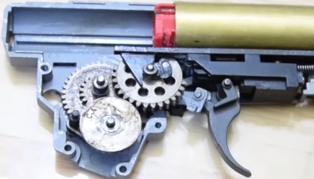 close up picture of classic army sa58 airsoft fal v3 gearbox