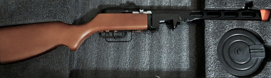 picture of airsoft s&t ppsh 41 being unboxed