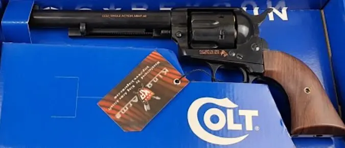 picture of the cybergun colt saa peacemaker airsoft wild west pistol being unboxed