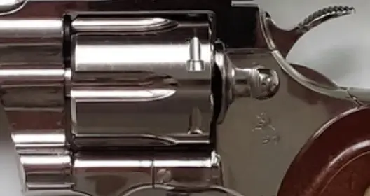 close up picture of the tanaka colt python showing cylinder build quality